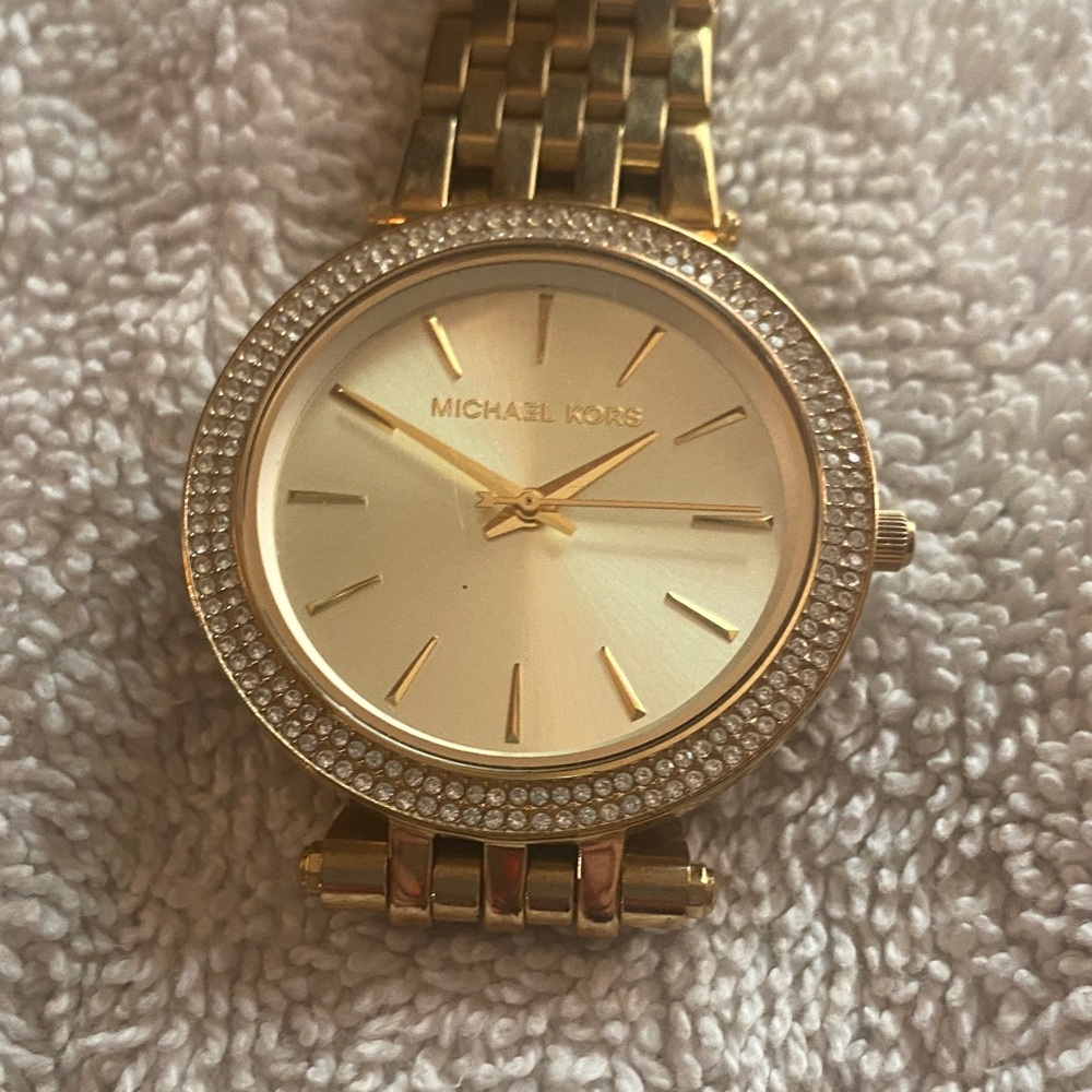 Michael Kors Gold  Women's Watch in great used condition.
